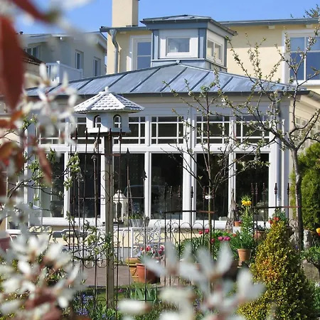 Apartmán Mit Sonnenhof Gartenzauber Goehren (Ruegen)